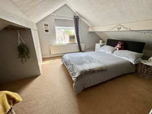 Loft Room- click for photo gallery